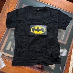 NEW UNISEX Sound Activated LED T-Shirt Light Up Flashing T-Shirt BATMAN SMALL